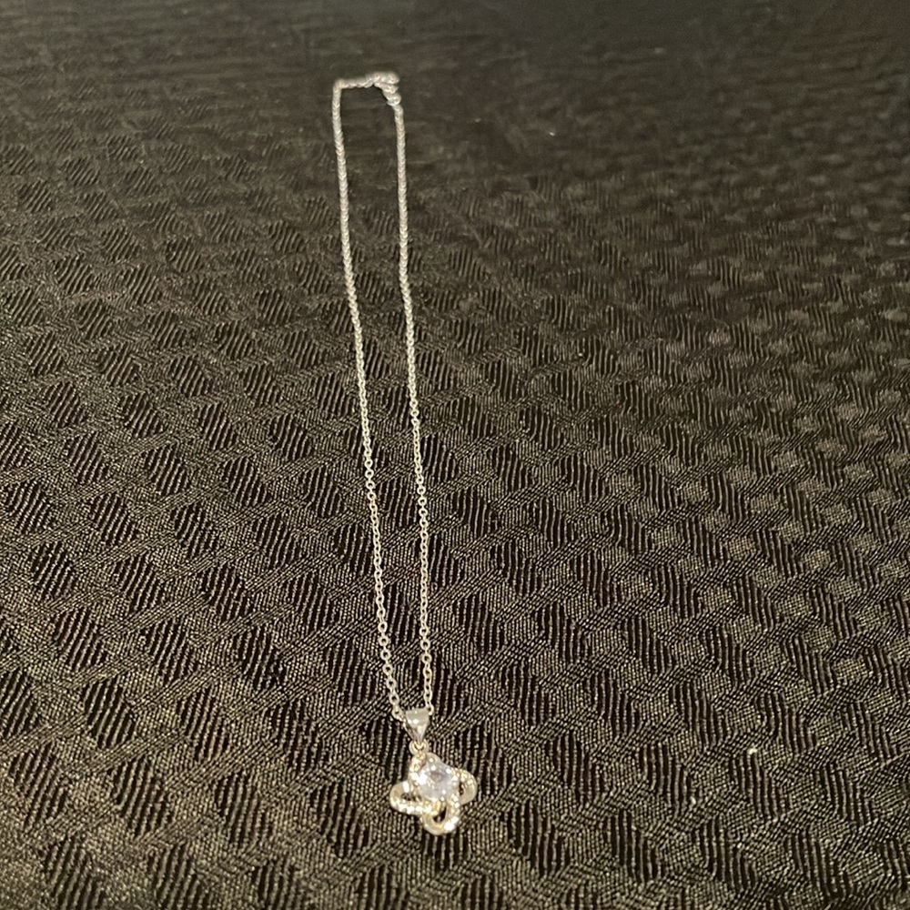 18” sterling silver necklace with Pendent New - Picture 3 of 16